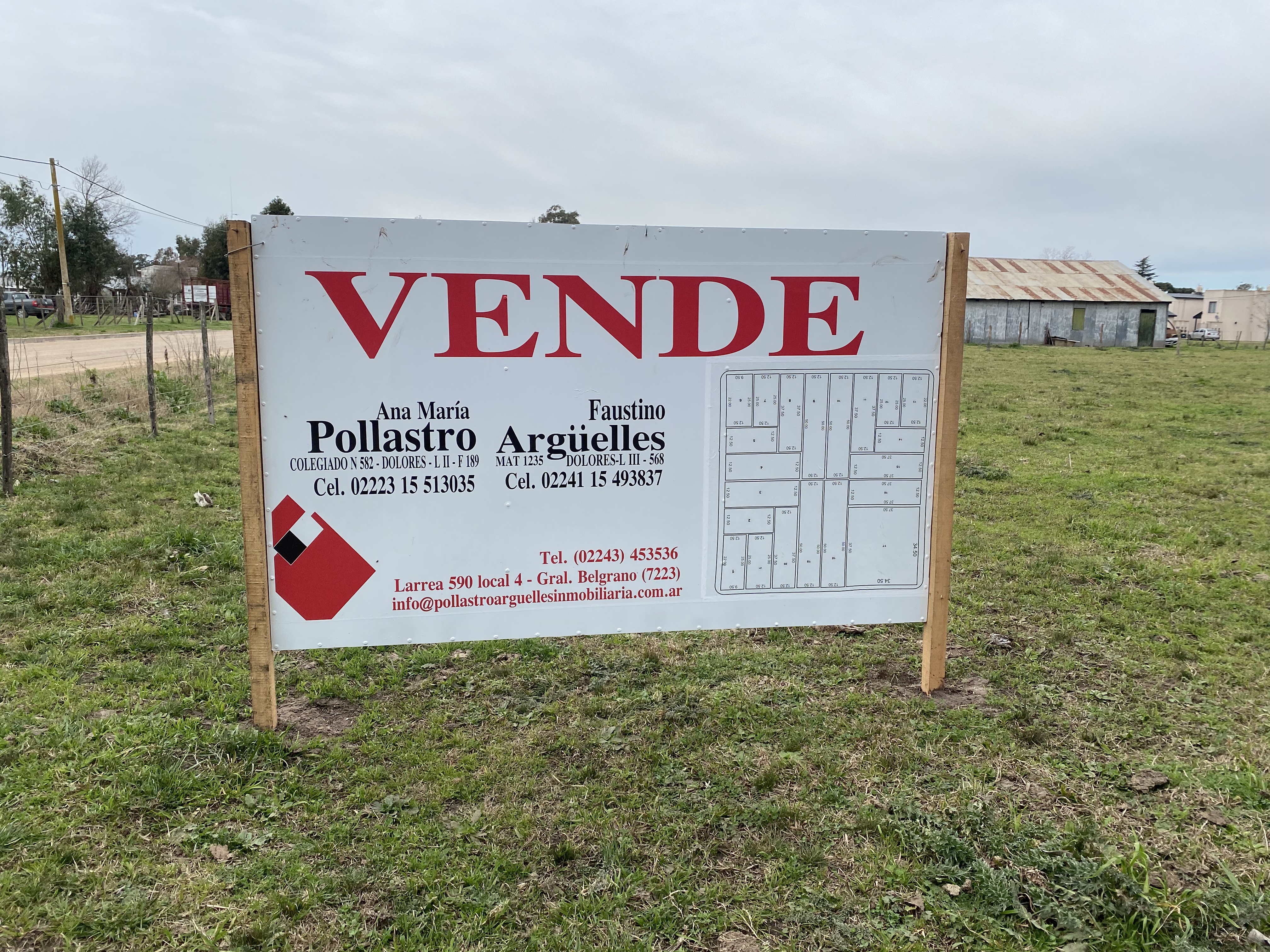 Terrenos con Todos los Servicios en Barrio Etepam - Ideales para Inversión o Vivienda Permanente